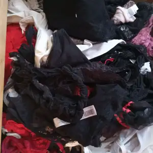 Mutandine del mio umore che puoi sciogliere leccandole.