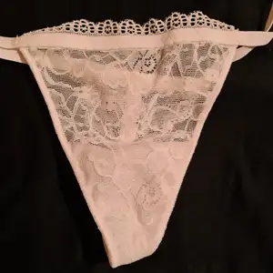 Perizoma bianco