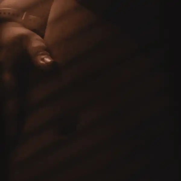 Chat altamente erotica con masturbazione simultanea e foto esplosiva finale