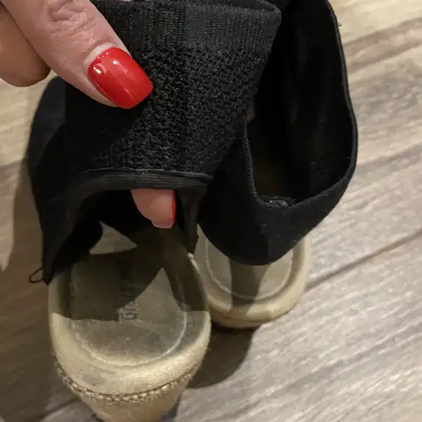 Scarpe estive piede sudato
